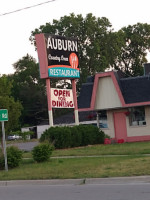 Auburn Country Oven outside