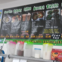 Tacos El Xquisito Grill food