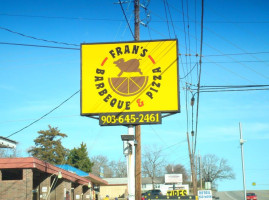 Fran's Barbeque Pizza food