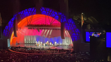 Hollywood Bowl inside