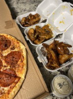 Choice Pizzeria And Wings food