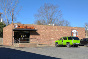 Little Caesars outside