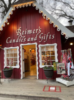 Reimer's Candies And Gifts outside