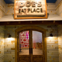 Doe's Eat Place in Margaritaville Resort Biloxi inside