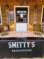 Smitty's Smoke House food