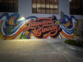 Lakewood Brewing Company outside