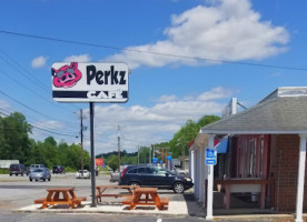 Perkz Cafe outside