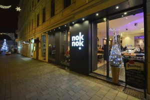 Nok Nok Restaurant And Bar inside