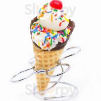 Super Scoops Ice Cream food