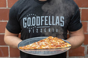 Goodfellas Pizzeria food