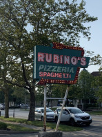Rubino's Pizza inside