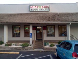 Asian King outside