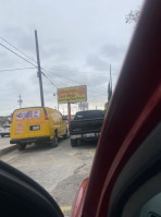 Gilberto’s Taco Shop food