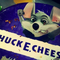 Chuck E. Cheese's food