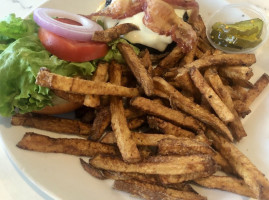 The Patio At Mcguiggan's food