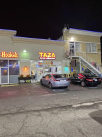 Taza Shawarma And Falafel outside