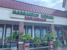 Margaritas Mexican outside