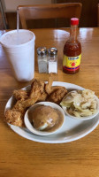 Drew's Place Soulfood food