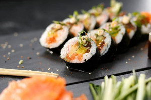 Sushi Kola food