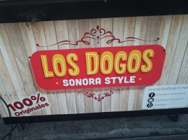Los Dogos food
