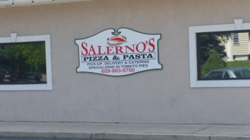 Salerno's Pizza Iii outside