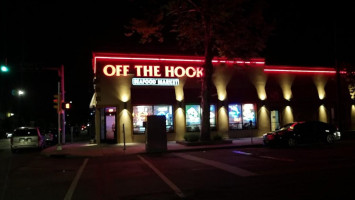 Off The Hook Seafood Grill outside