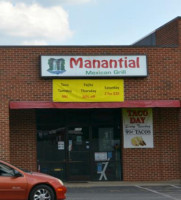 Manantial Mexican Grill outside