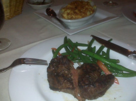 Tony R's Steak & Seafood food