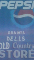 Grampa Dells Old Country Store food