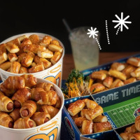 Auntie Anne's Pretzels food