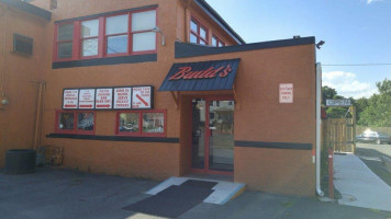 Budd's Pizza Cafe inside