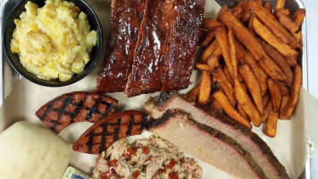 Doc's Smokehouse Catering food
