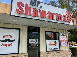 Mr. Shawarma outside