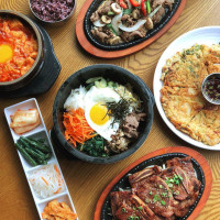 Jinji Korean Cuisine Soju food