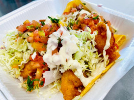 Baja Cali Fish Tacos (main) food