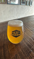 Magnify Brewing inside