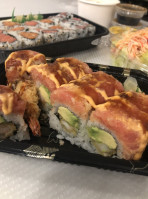 Akura Sushi inside