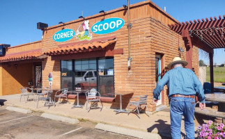 Corner Scoop food