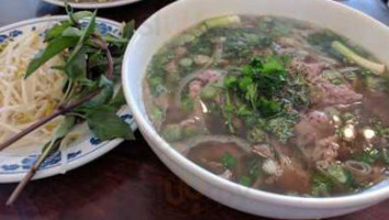 Long Phung Vietnamese food