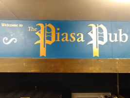 Piasa Pub outside