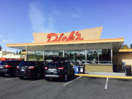 Dick's Drive-In Restaurant outside