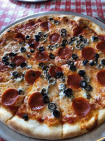Carmine's Pizzeria food