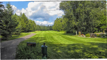 Crosswoods Golf Course outside