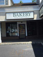 Abbate Bakery inside