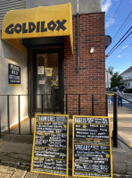 Goldilox Bagels inside