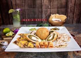 Don Adolfo's Grill food