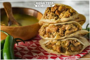 Gorditas Doña Tota food