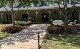 Harbor Club On Lake Oconee outside