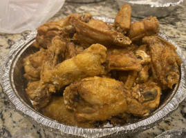 2 Brothers Pizza Wings food