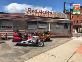 Red Robin Diner inside